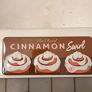Too Faced Cinnamon Swirl Palette